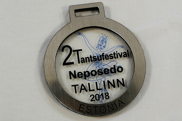 медаль из акрила и пластика с уф-печатью