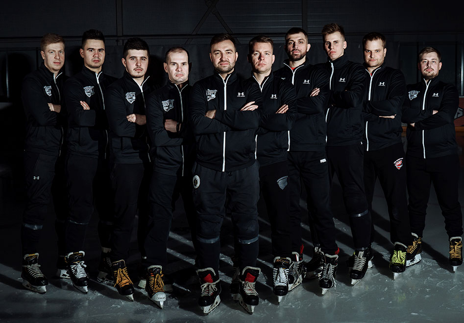 хоккейная форма с фирменной символикой