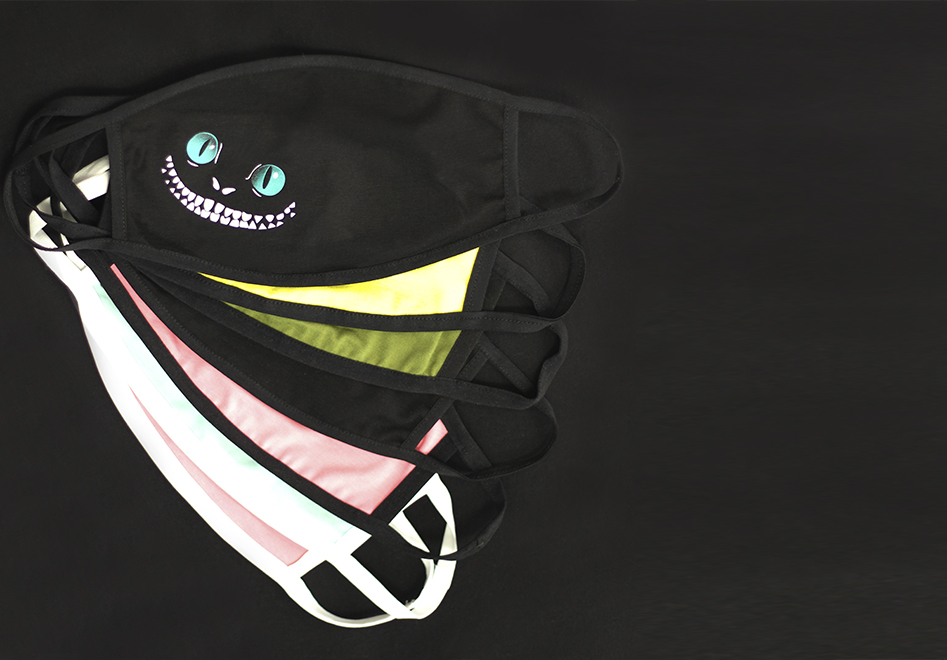 Защитная маска с принтом для лица